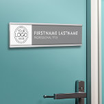 Placa De Porta Logotipo Branco da Cinza Profissional, Moderna, No<br><div class="desc">Um design com modelo para carregar seu logotipo ou uma foto. Se precisar fazer ajustes,  clique na área personalizar para fazer quaisquer alterações.</div>