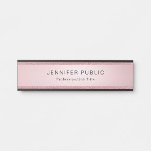 Placa De Porta Modelo Elegante Moderno e Dourado com Rosa persona