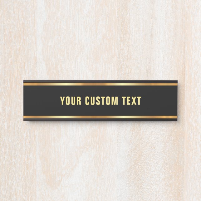Placa De Porta Modelo Preto e Dourado Seu Texto Personalizado Ele (Frente)