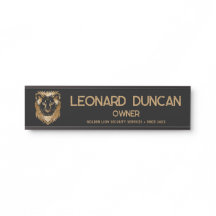 Slogan do logotipo comercial Lion Dourado Luxe Bla