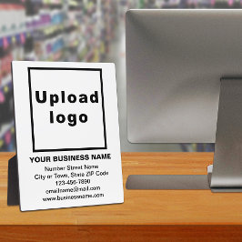 Placa Informações de negócios em branco