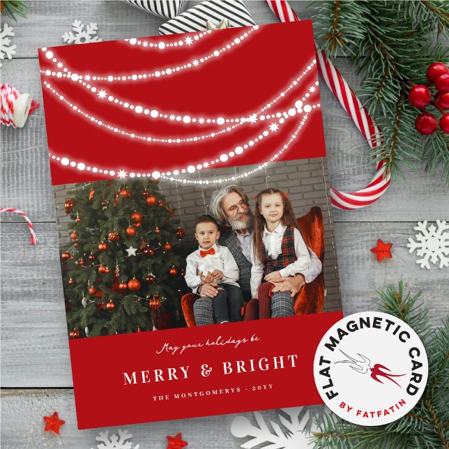 Placa magnética de fotos com brilho e feliz (Merry & Bright Stylish Sparkling & Glowing Lights Photo Modern Magnetic Holiday Card @ fat_fa_tin)
