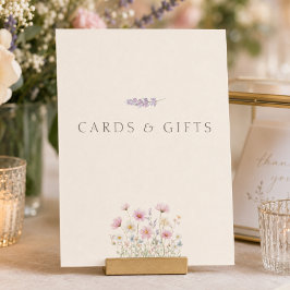 Placas de mesa de presentes e cartões de casamento