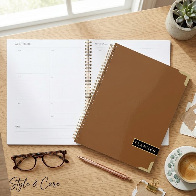 Planejador Clássico Elegante para Organização Diár (Classic Stylish Planner for Everyday Organization)