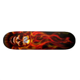 Plataforma do skate do fogo do crânio