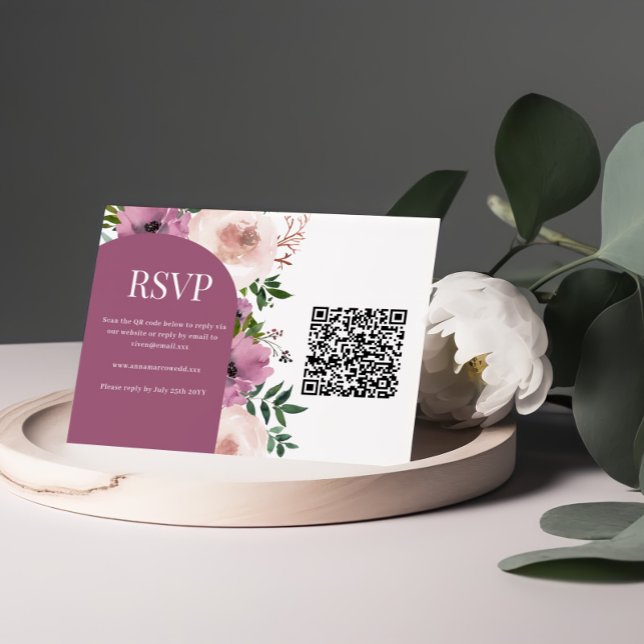Plum Floral Wedding RSVP Card (Criador carregado)