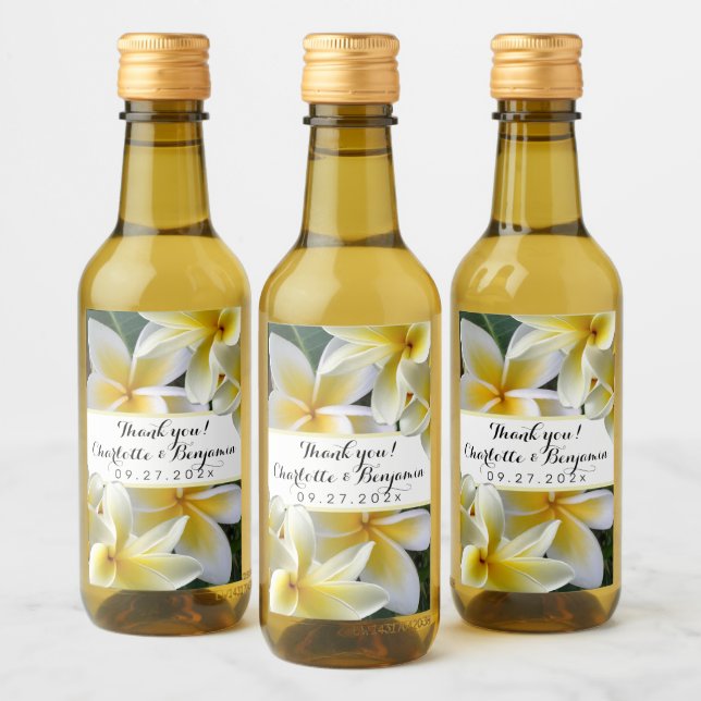 Plumeria Flowers MiniWedding Wine Bottle Labs (Garrafas)