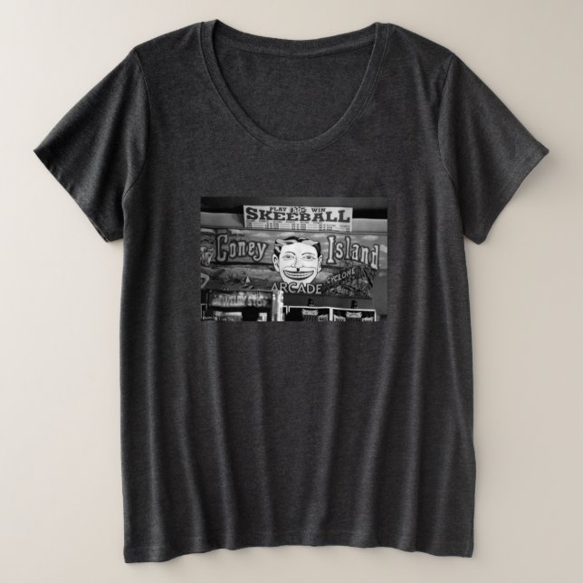 Plus Size '50c Skeeball' - Camiseta Plus-Tamanho das Mulhere (Frente do Design)