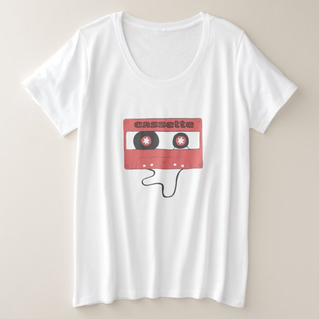 Plus Size Camiseta Fita Cassete (Frente do Design)