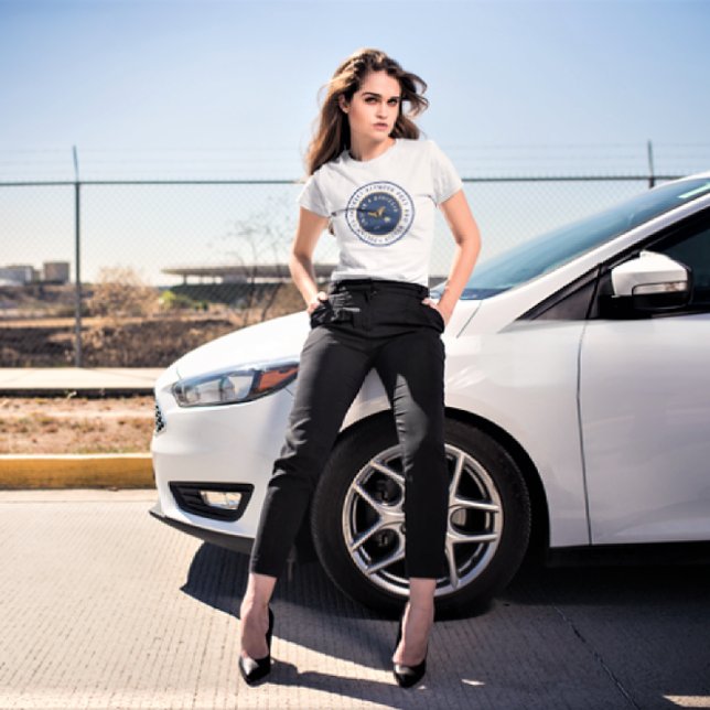 Poesia da Camisa - Perdida em Quatrain por Adiela  (Lost in a Quatrain POETRY T-Shirt by Adiela Akoo. A great bookish/poetry gift. Love it? GET it! )