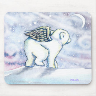 Polar Bear Angel Cub Mousepad por Molly Harrison