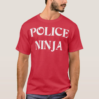 Polícia Ninja Trava Camisas Da Polícia Para Presen