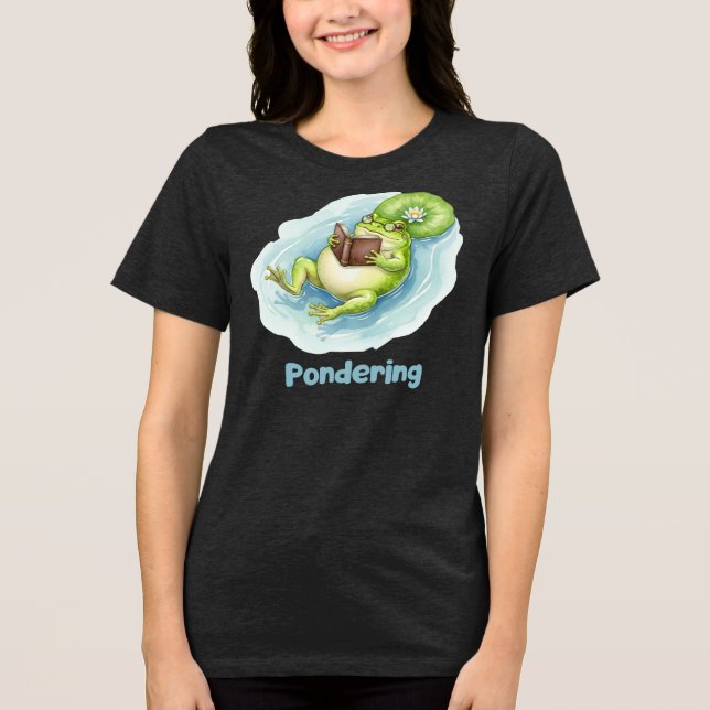 Pondering Frog Reading Book T-shirt (Frente)