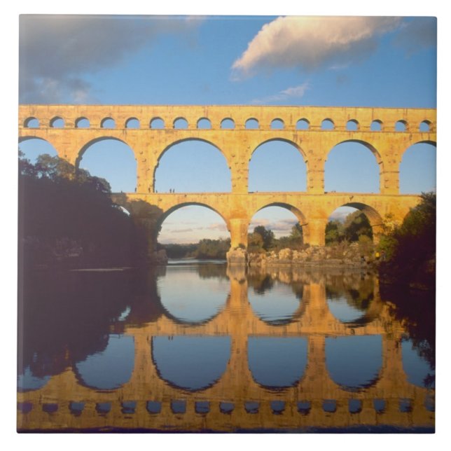 Pont du Gard, Rio Gardon, Gard, Languedoc, (Frente)