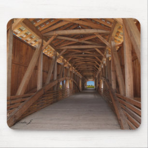 Ponte coberta em Indiana Mousepad