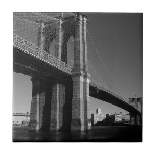 Ponte de Brooklyn preta & branca
