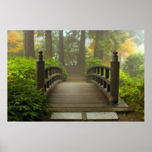 Ponte de madeira no poster japonês do jardim