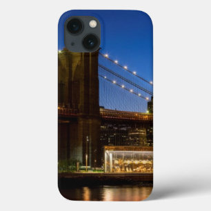 Ponte de Manhattan e de Brooklyn no crepúsculo