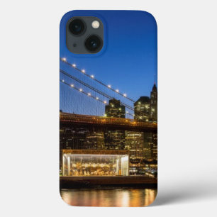 Ponte de Manhattan e de Brooklyn no crepúsculo
