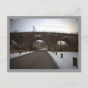 Ponte Em Arco Durante Cartão Postal de Inverno