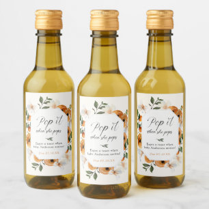 Pop laranja quando Pop Chá de fraldas