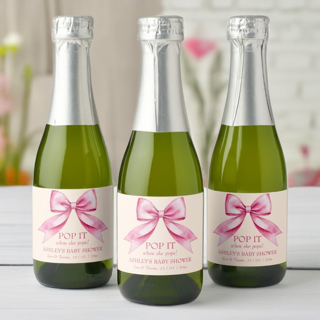 Pop quando ela pop o chá de fraldas de fita do arc (Pop it when she pops pink bow ribbon baby shower  favors sparkling wine label mini champagne labels)