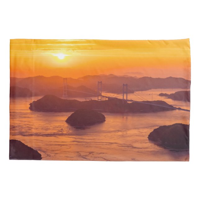 Pôr do sol em Kurushima Kaikyo Bridge e Kurushi (Verso)