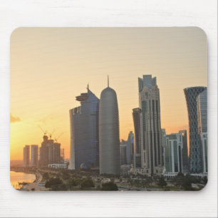 Por do sol sobre mousepad de Doha, Qatar