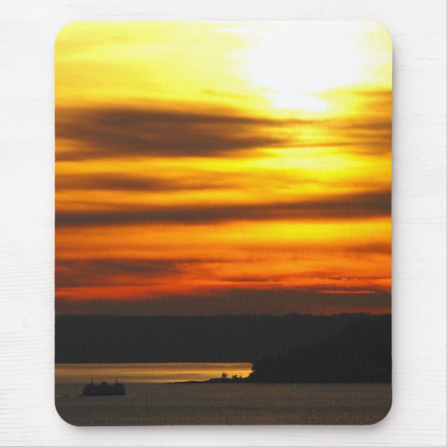 Por do sol sobre Puget Sound Mousepad (Frente)