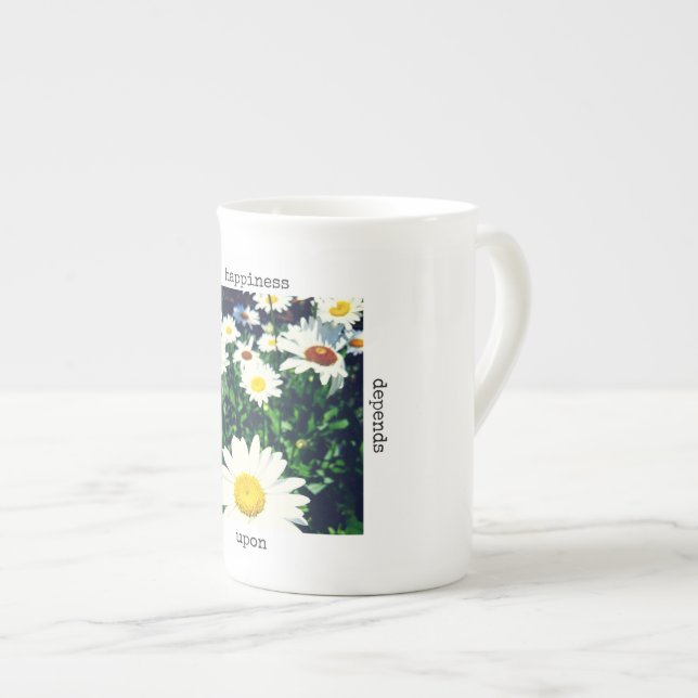 Porcelana A "felicidade depende em cima de nos" caneca de (Frente Esquerda)