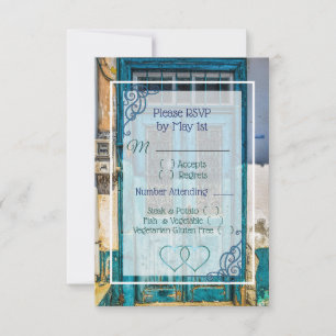 Porta antiga azul que Wedding o cartão de RSVP