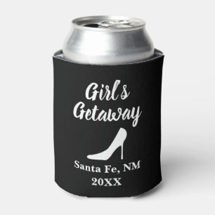 Porta-bebidas de fim de semana de viagem de moça