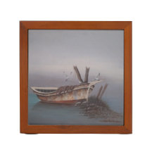 Organizador antigo do Skiff Desk