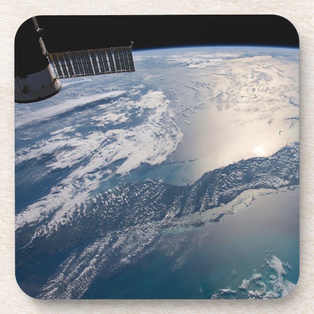 Porta-copo A Estação Espacial Internacional Acima Do Atlântic (Frente)