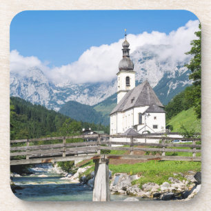 Porta-copo A igreja paroquial de Ramsau na Baviera, Alemanha