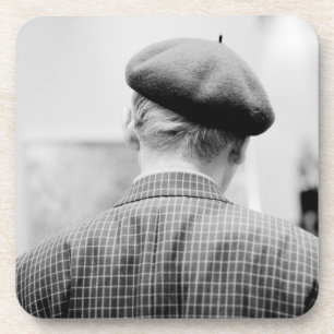 Porta-copo Ásia, Japão, Tóquio. Homem com Beret, Metro de 