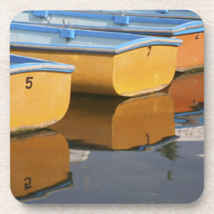 Porta-copo barcos a remo em Henley-on-Thames no rio Tâmisa,