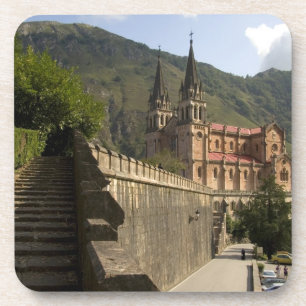 Porta-copo Basílica de Covadonga, noroeste da Espanha.