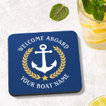 Porta-copo Bem-vindo a bordo Nome do Barco Anchor Dourado Mar<br><div class="desc">Um conjunto de caldeiras de cortiça temática náutica com embarque bem-vindo e seu nome de barco personalizado, nome de família ou outro texto desejado. Possui uma âncora de barco personalizada, com folhas de ouro estilo e uma estrela em azul clássico de marinho ou personalize facilmente a cor base para corresponder...</div>