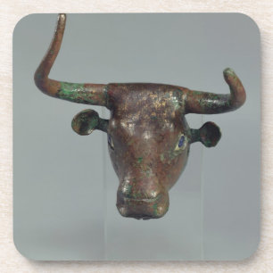 Porta-copo Cabeça de um touro, com inscrição Sumerian real