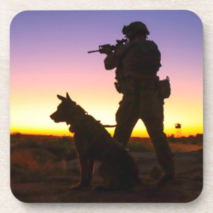 PORTA-COPO CÃO DE TRABALHO MILITAR DOS EUA