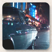 Carro vintage da movimentação do oceano