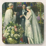 Porta-copo Casamento vintage, noiva e noiva com Menorah<br><div class="desc">Ilustração Vintage,  amor e cerimônia de casamento romântica,  com uma imagem de um casal se casando em uma bela sinagoga com vitrines coloridas,  flores e uma menorah de sete galhos. A noiva está vestindo um longo vestido branco e o noivo é bonito em seu smoking.</div>