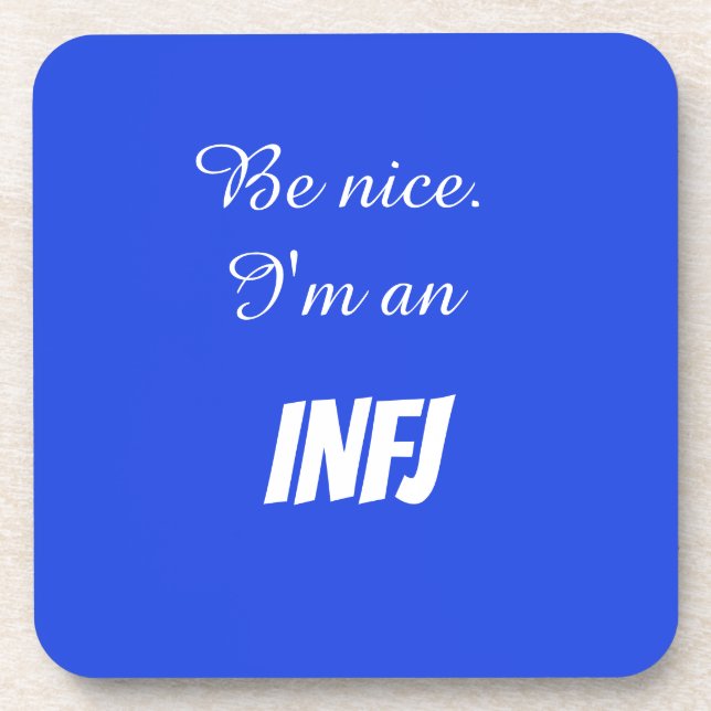 Porta-copo Copo de plástico duro INFJ (Frente)