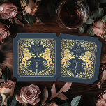 Porta-copo De Papel Bilhete de Casamento da Espada Real Azul Medieval<br><div class="desc">Adicione charme real à sua capa de sopa! Estas portas copos de casamento personalizadas apresentam um leão majestoso e design floral com seus nomes e monograma, tudo em ouro luxuoso contra fundo azul. Perfeito para uma celebração de fantasia medieval com elegância eterno! O ouro apresentado nesta rubrica NÃO é folha...</div>