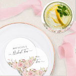 Porta-copo De Papel Bridal (ou outra) Rosa Rosa Rosa Rosa Esbranquiçad<br><div class="desc">Porta copos elegante com capacidade de mudar para mensagem para outros eventos. Belo detalhe floral em matizes cor-de-rosa e rosa. Detalhes da caligrafia escrita à mão. Ao mudar design para um evento diferente, por favor adicione o nosso evento entre os quadrados para manter as caudas decorativas no fim. Parte da...</div>
