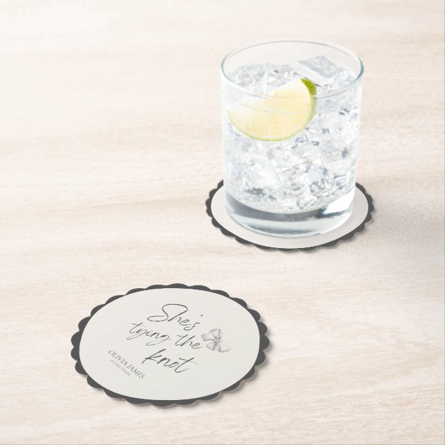 Porta-copo De Papel Festa de noiva She's tying the knot (Insitu)