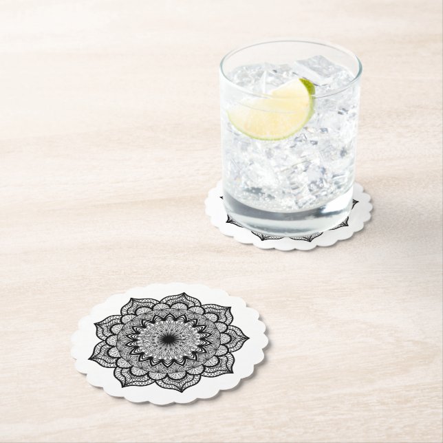 Porta-copo De Papel Mandala Preto em Fundo Branco (Insitu)