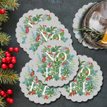 Porta-copo De Papel NOEL Berries e Greenery Natal<br><div class="desc">A palavra NOEL entre as folhas e as bagas de inverno em fundo de cinza (ou qualquer cor),  estas portas copos de papel são elegantes para qualquer ocasião de Natal de feriado. CORRESPONDENDO a itens na nossa loja.</div>
