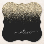 Porta-copo De Papel Nome da Rapariga do Monograma do Script Glitter Pr<br><div class="desc">Portas copos de papel com nome de monograma de script Glitter preto e Dourado de brilho. Isso faz a formatura perfeita,  aniversário,  casamento,  chá de panela,  aniversário,  chá de fraldas ou presente de festa de solteira para alguém que ama luxo de vidro e estilos quíticos.</div>